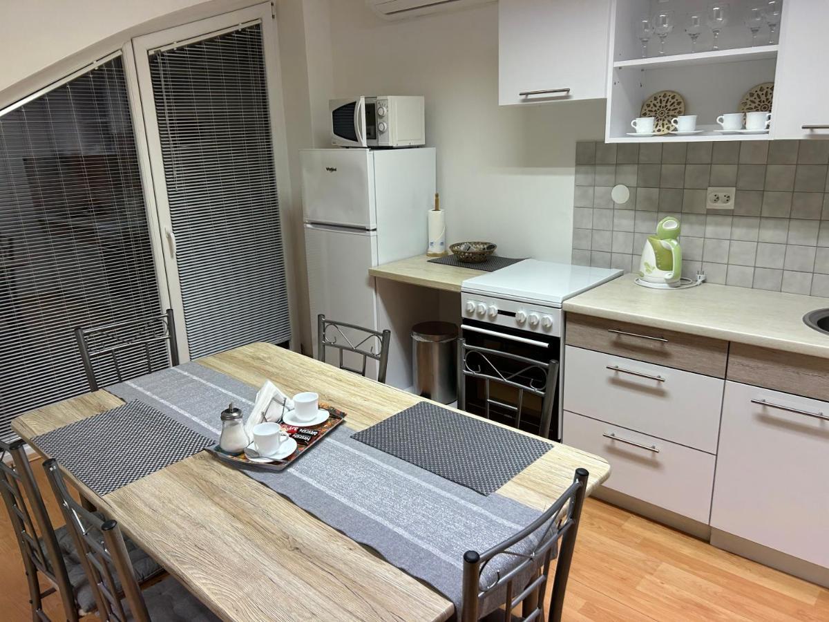 Konde Apartments A Dunajská Streda Exteriér fotografie