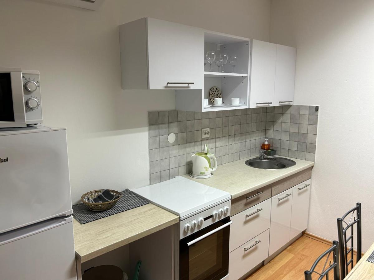 Konde Apartments A Dunajská Streda Exteriér fotografie
